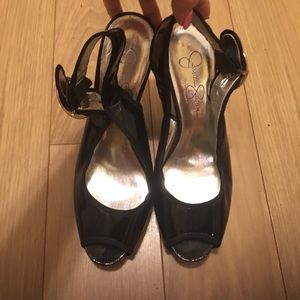 Jessica Simpson wedges ❤️